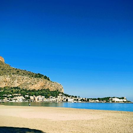 Green House Beach Hotel Mondello Exterior photo