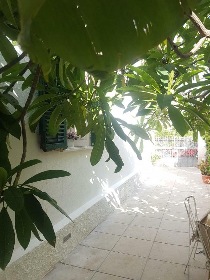 Green House Beach Hotel Mondello Exterior photo