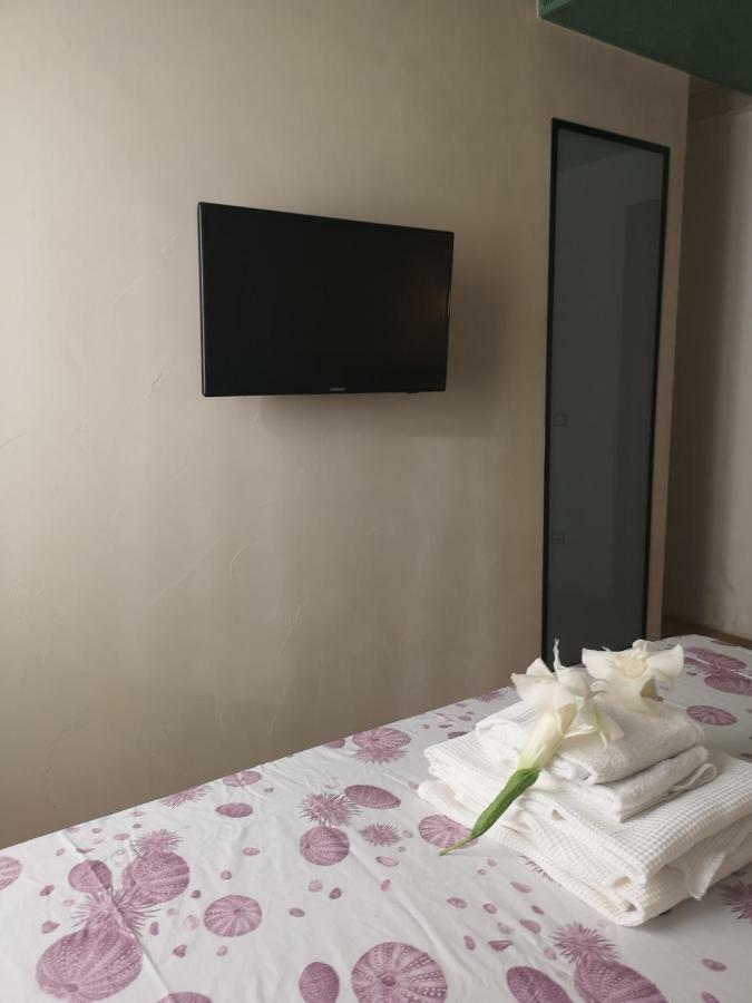 Green House Beach Hotel Mondello Exterior photo